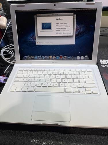A1181 2009 apple macbook - 2009,
